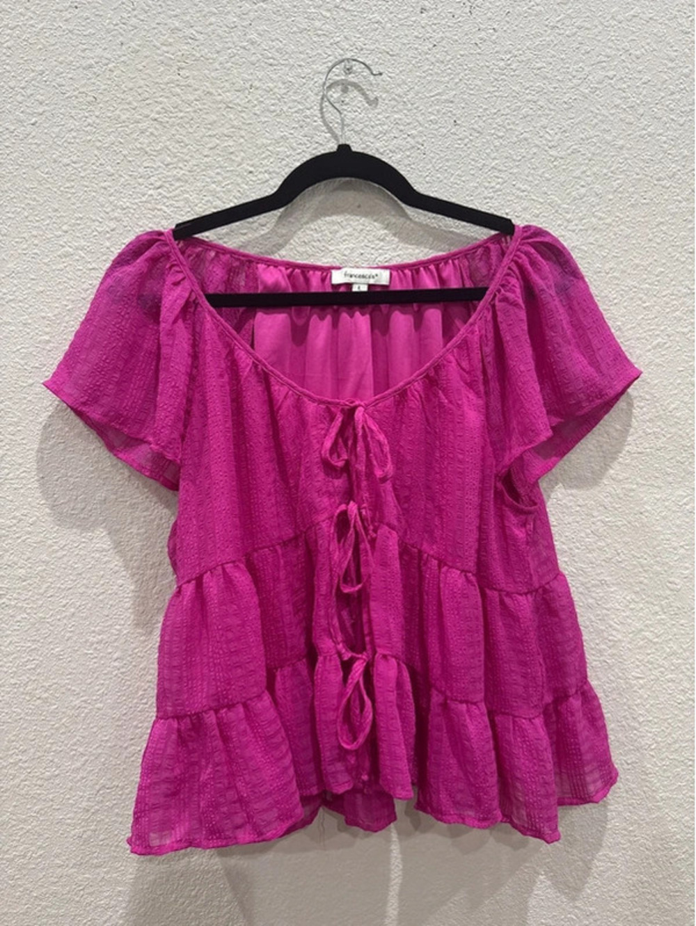 Francesca’s Tina Tie Front Tiered Blouse L Fuchsia